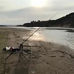 Atico Amplio Con Vistas Al Mar En *