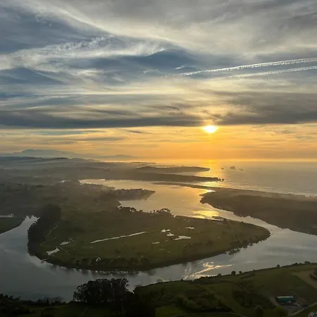 Atico Amplio Con Vistas Al Mar En Mogro