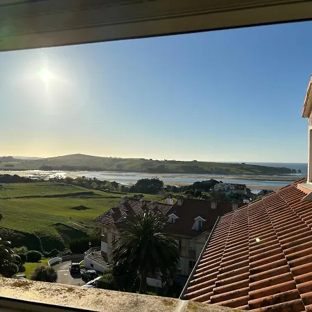 Atico Amplio Con Vistas Al Mar En アパート
