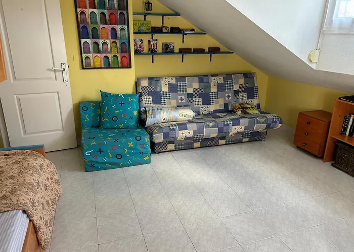 Atico Amplio Con Vistas Al Mar En