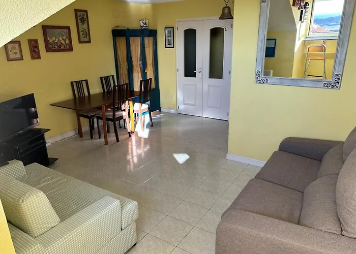 Atico Amplio Con Vistas Al Mar En Mogro