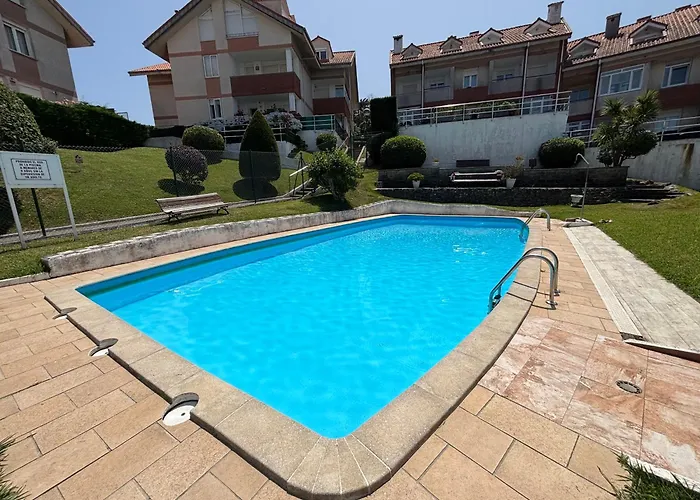 شقة Atico Amplio Con Vistas Al Mar En موغرو