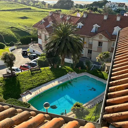 Apartamento Atico Amplio Con Vistas Al Mar En